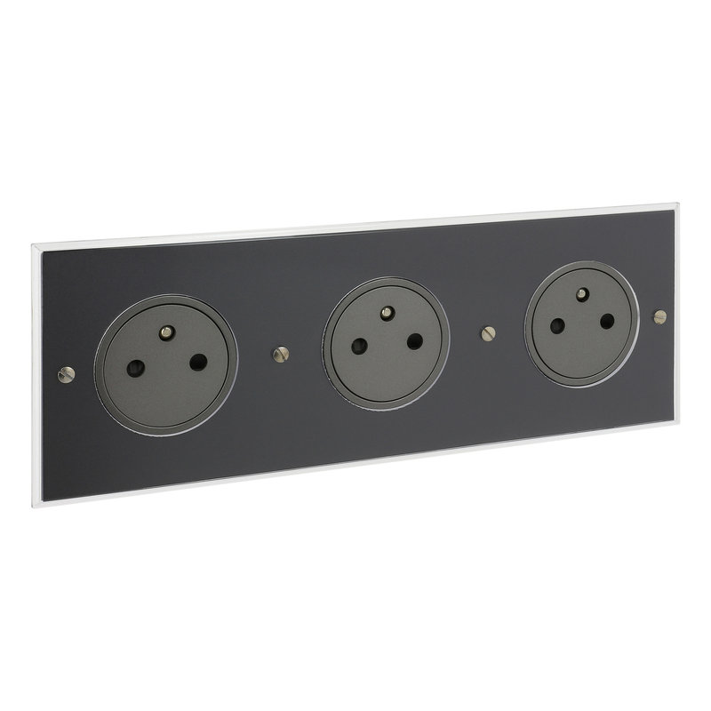 Legrand 67033 - Art d'Arnould univers Mémoire 3 prises de courant 2P+T Surface 16A 250V -cristal