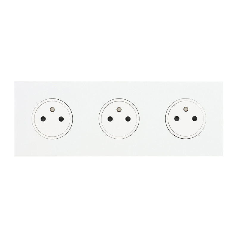 Legrand 67933 - Art d'Arnould univers Epure triple prise de courant 2P+T 16A 250V - blanc satin