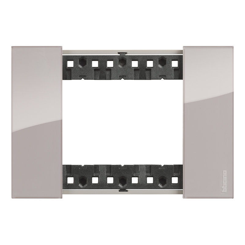 [BTI-BTKA4803DM] Bticino BTKA4803DM - Plaque de finition Living Now Collection Les Sables 3 modules finition Aurore