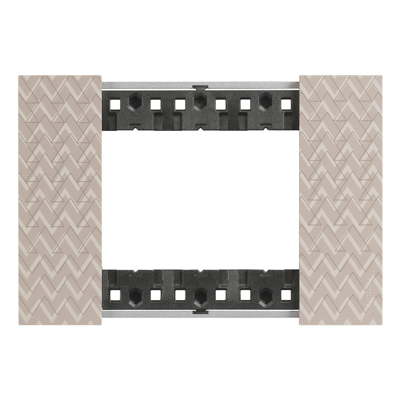 [BTI-BTKA4803MM] Bticino BTKA4803MM - Plaque de finition Living Now Collection Les Blancs 3 modules finition Optic