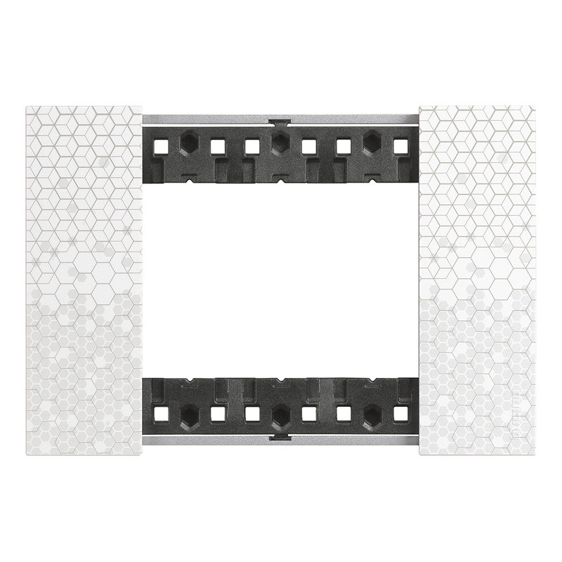 [BTI-BTKA4803MW] Bticino BTKA4803MW - Plaque de finition Living Now Collection Les Blancs 3 modules finition Pixel