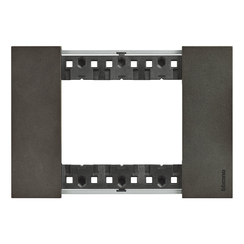 [BTI-BTKA4803NG] Bticino BTKA4803NG - Plaque de finition Living Now Collection Les Noirs 3 modules - Acier Space