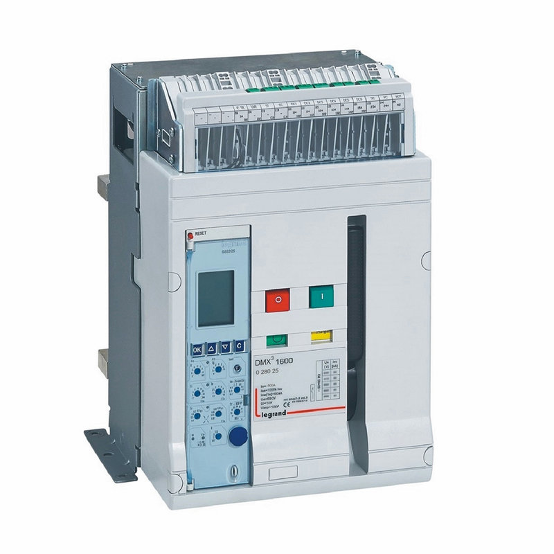Legrand 028025 - Disjoncteur ouvert fixe DMX³1600 pouvoir de coupure 50kA 415V~ - 3P - 800A