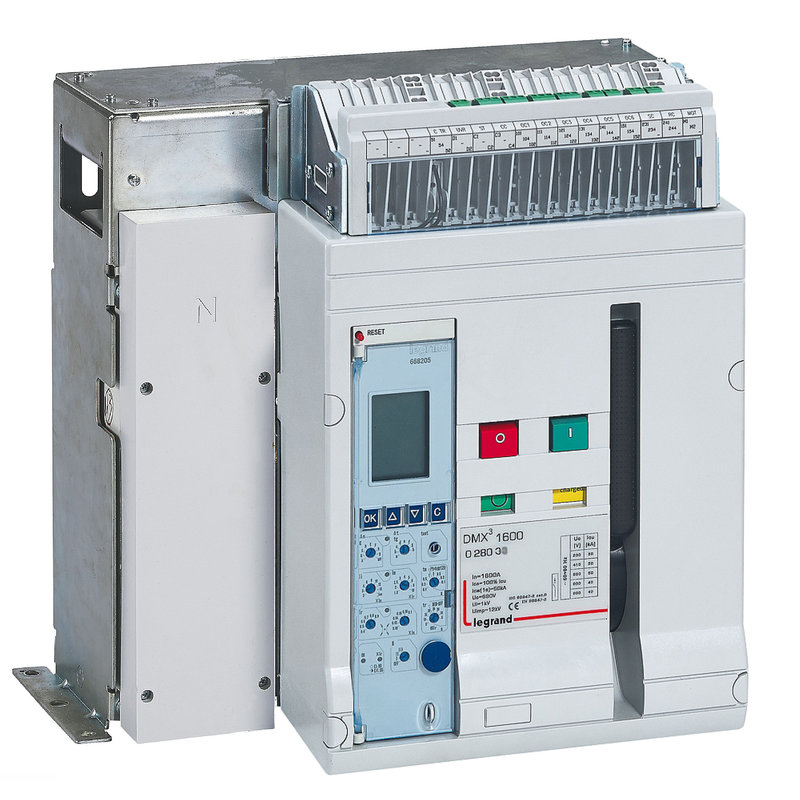 Legrand 028008 - Disjoncteur ouvert fixe DMX³1600 pouvoir de coupure 42kA 415V~ - 4P - 1000A