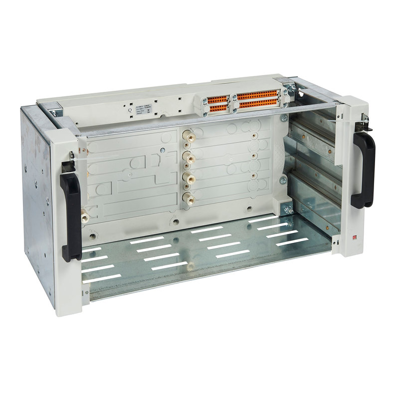 Legrand 404647 - Base VX³IS333 - répartition verticale - armoire XL³4000 des DPX³630 4P sans diff