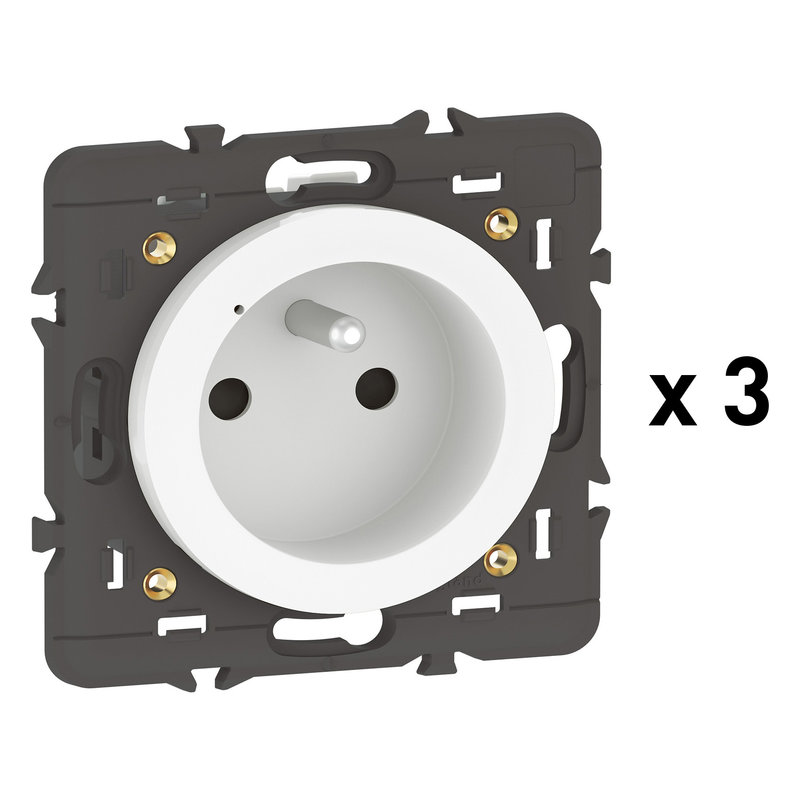 Legrand 067638A - Pack 3 prises connectées Céliane with Netatmo 16A sans plaque blanc