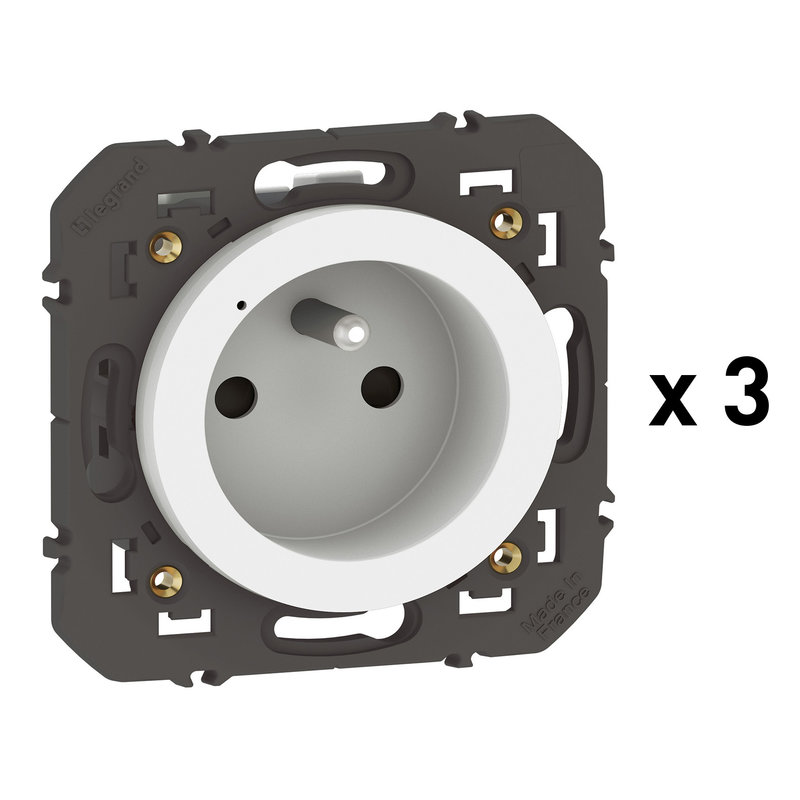 Legrand 600698A - Pack 3 prises connectées dooxie with Netatmo 16A sans plaque blanc