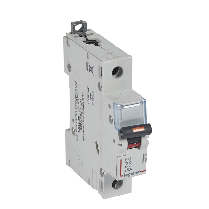 Legrand 409900 - Disjoncteur DX³ 25kA arrivée haute/départ bas vis 1P 6A - courbe Z - 1 mod
